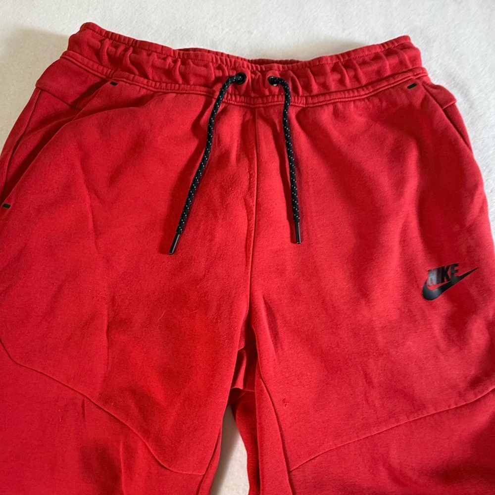 Nike Tech Fleece Joggers Mens Small Tapered Sweatpants Red